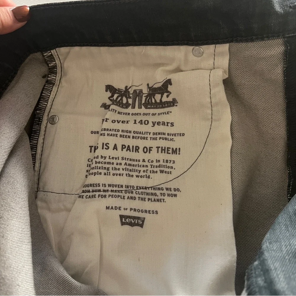 NWOT Levi’s 569 Men’s Jeans